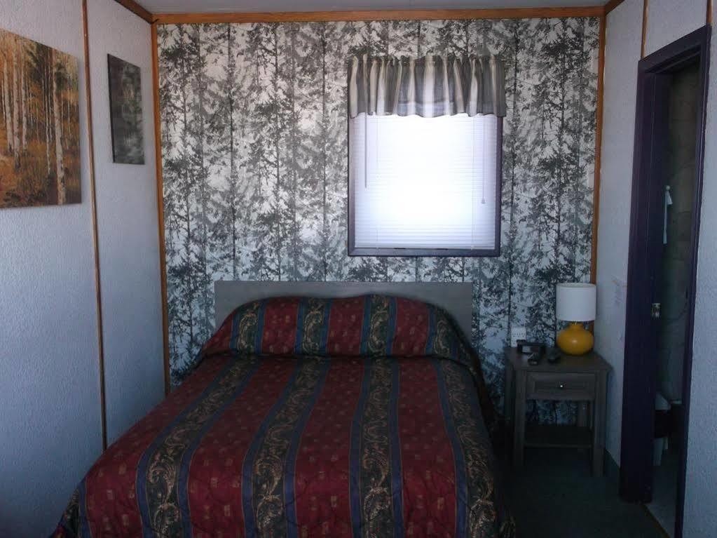 Haileybury Beach Motel Екстер'єр фото